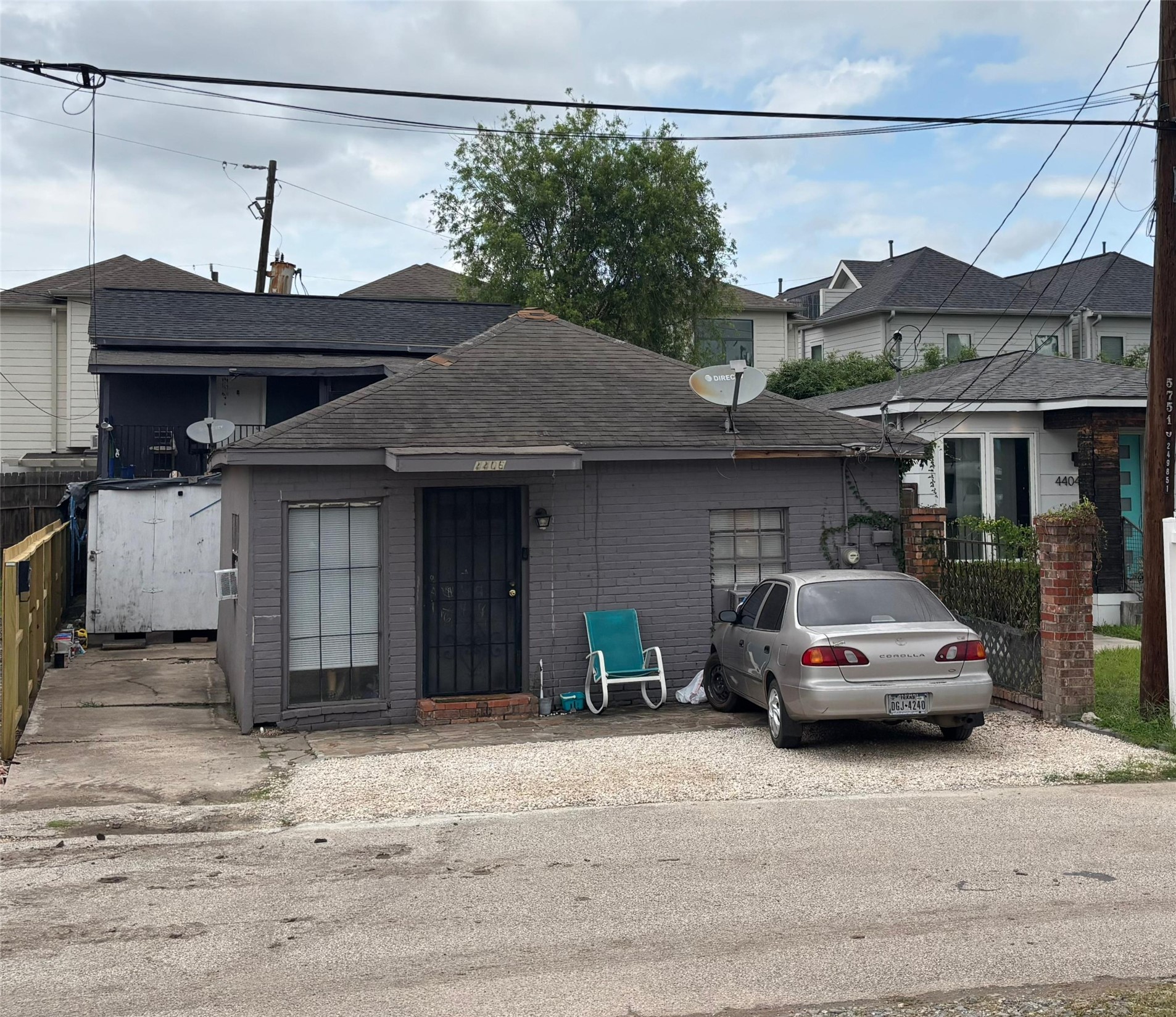 4406 Allen Street Houston, TX 77007 - Photo 1 of 19
