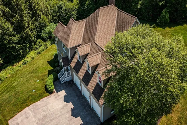 $1,099,000 | 127 Wynnridge Drive, Rutland Town, VT 05701