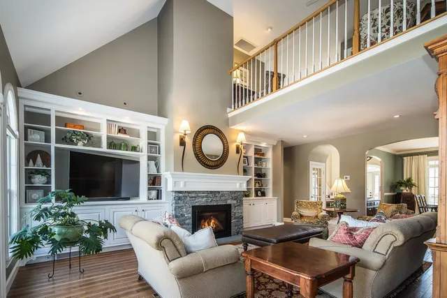 $1,099,000 | 127 Wynnridge Drive, Rutland Town, VT 05701