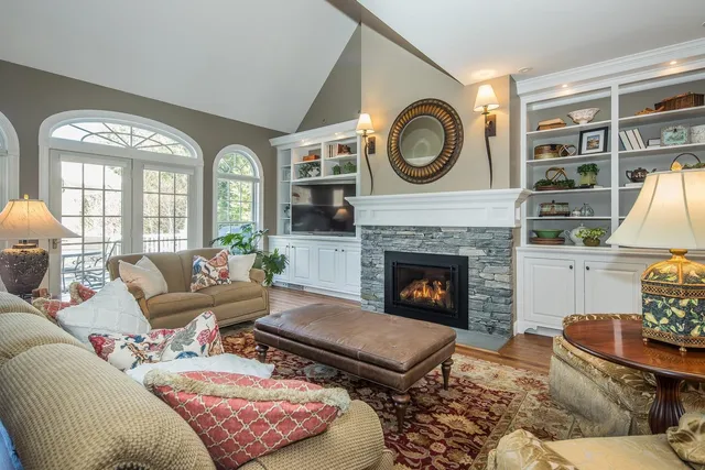 $1,099,000 | 127 Wynnridge Drive, Rutland Town, VT 05701