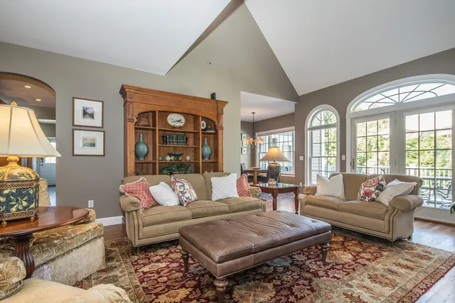 $1,099,000 | 127 Wynnridge Drive, Rutland Town, VT 05701