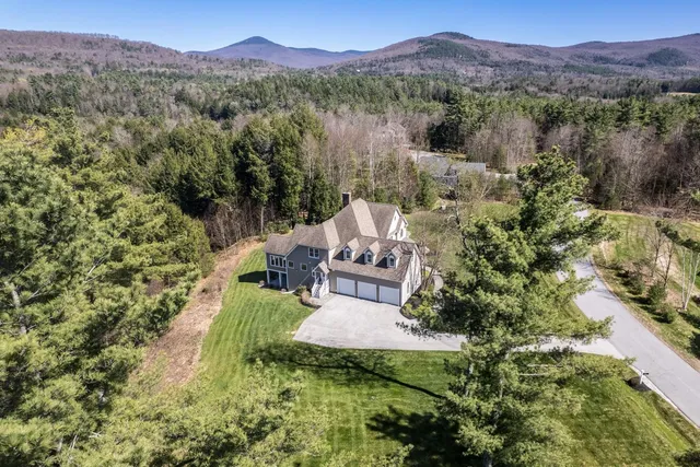 $1,099,000 | 127 Wynnridge Drive, Rutland Town, VT 05701