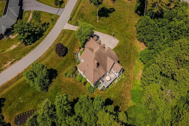 $1,099,000 | 127 Wynnridge Drive, Rutland Town, VT 05701