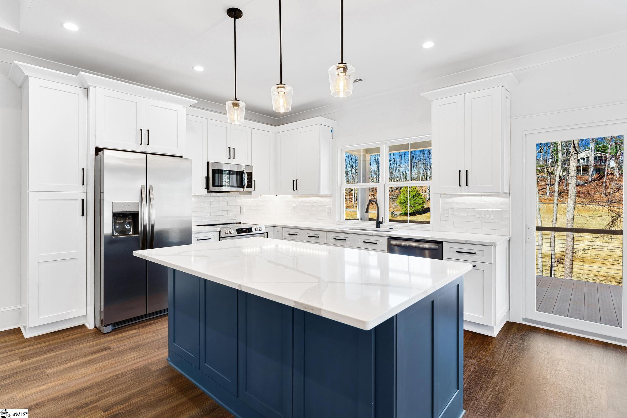 311 Nicklaus Road Westminster, SC 29693 - Photo 7 of 30 Gallery Image 7