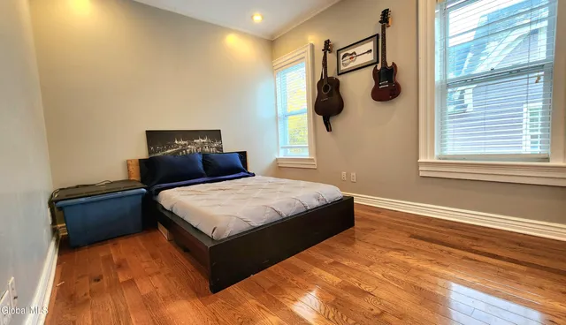 $2,895 | 76 Caroline Street, Unit 1, Saratoga Springs, NY 12866