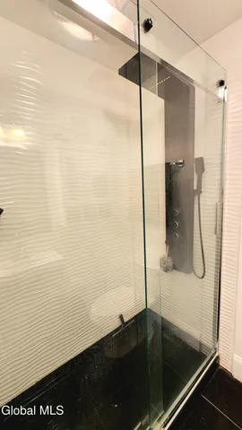 $2,895 | 76 Caroline Street, Unit 1, Saratoga Springs, NY 12866