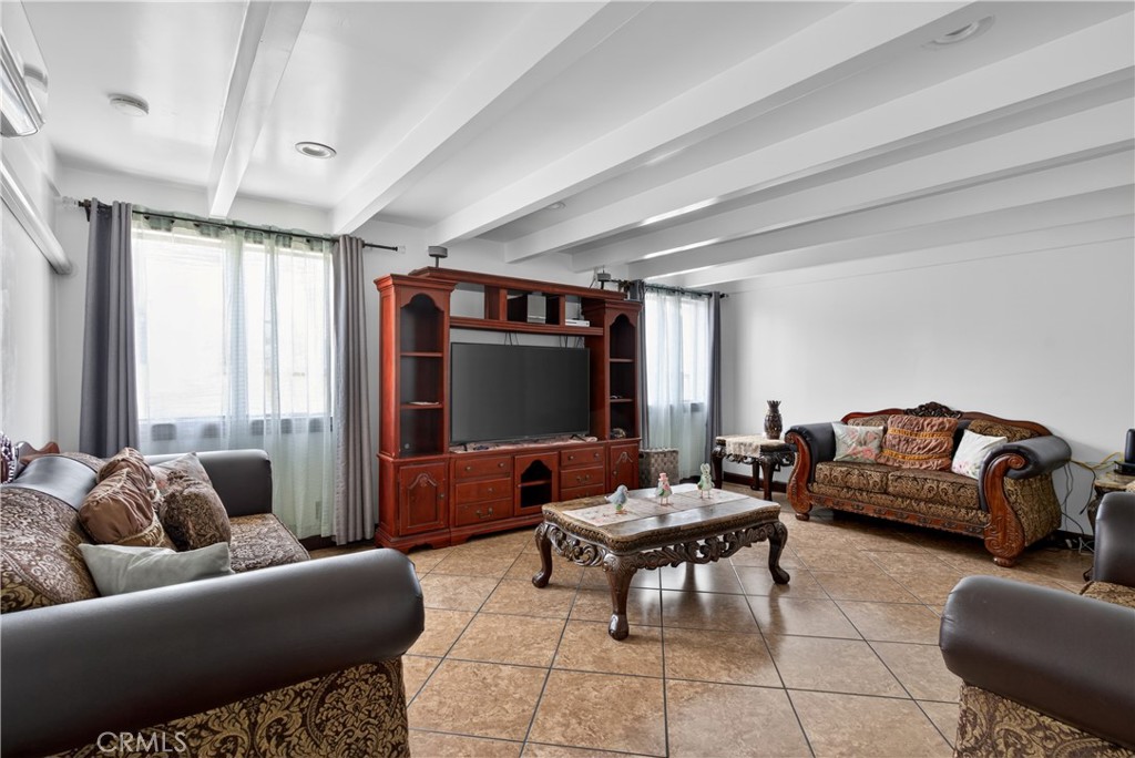 6803 Marcelle Street Paramount, CA 90723 - Photo 12 of 56