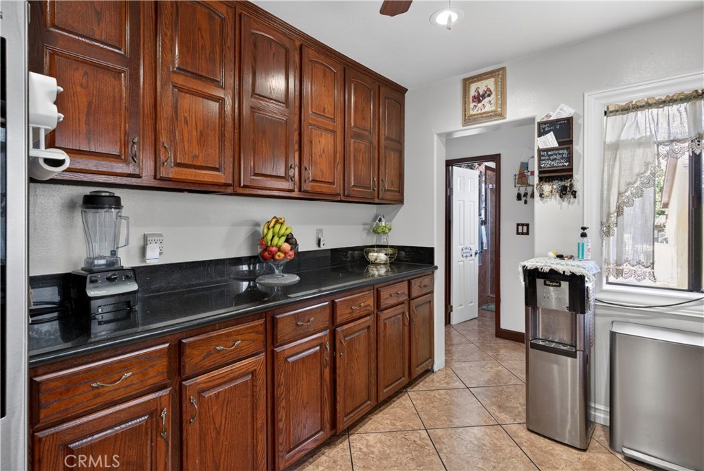 6803 Marcelle Street Paramount, CA 90723 - Photo 7 of 56