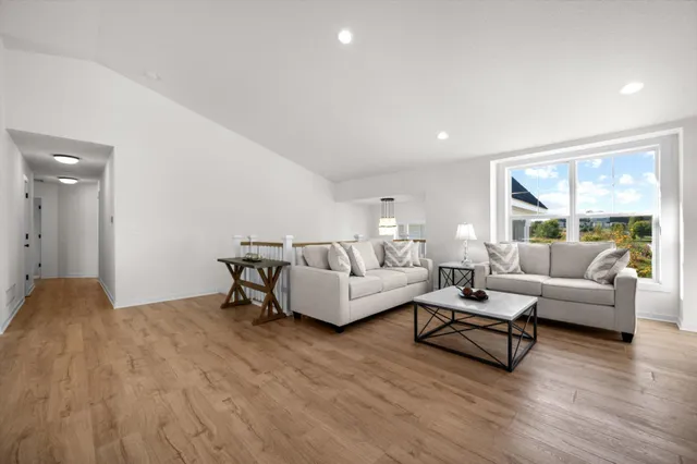 $599,900 | 1949 Lusitano Street, Shakopee, MN 55379