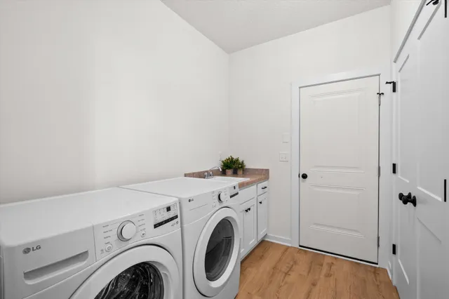 $599,900 | 1949 Lusitano Street, Shakopee, MN 55379