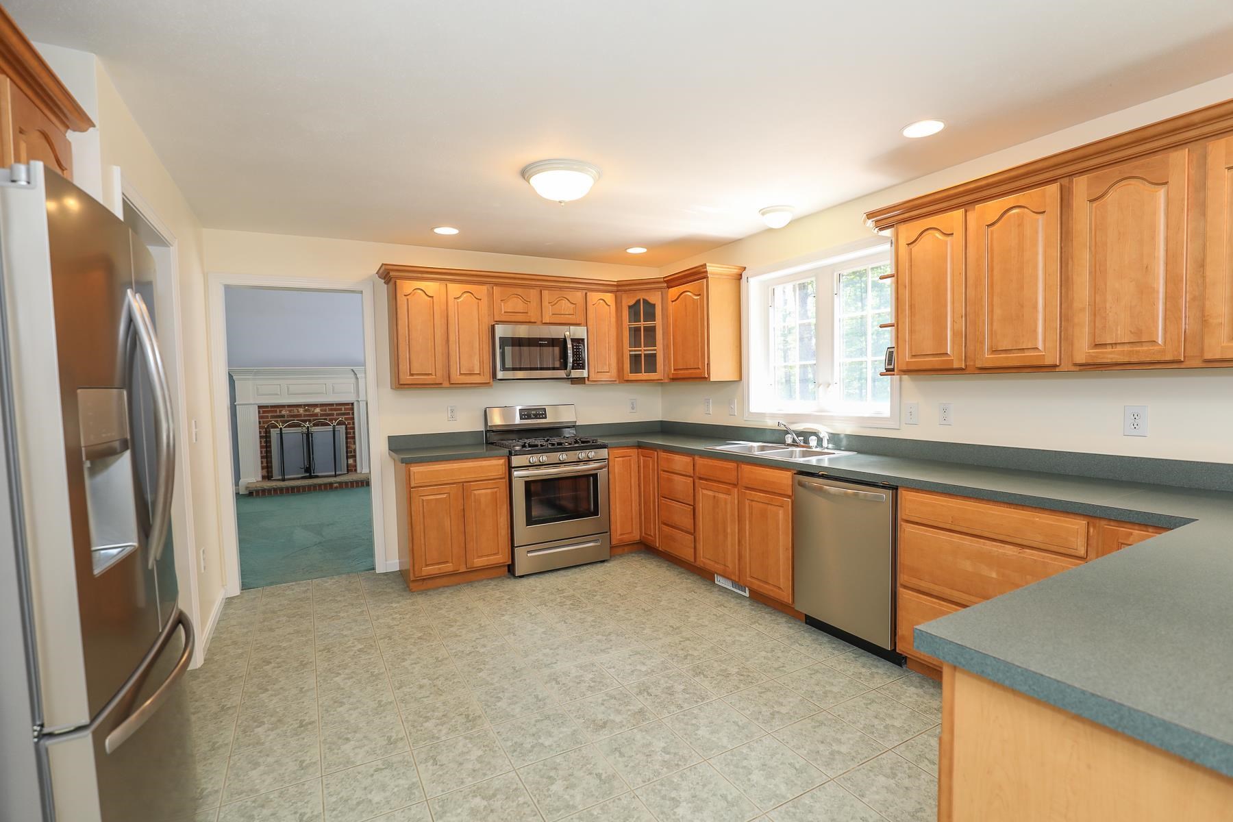 34 Bittersweet Lane Chester, NH 03036 - Photo 3 of 37 Gallery Image 3