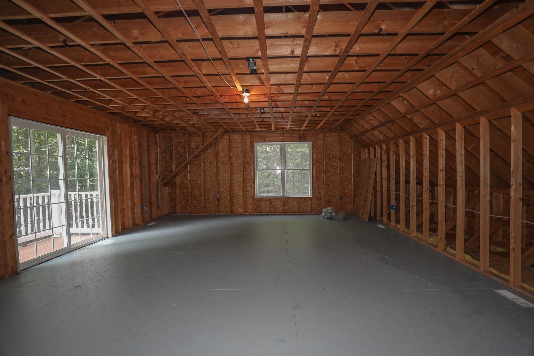 34 Bittersweet Lane Chester, NH 03036 - Photo 31 of 37 Gallery Image 31