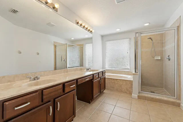 $625,000 | 5903 Southeast Crooked Oak Avenue, Hobe Sound, FL 33455