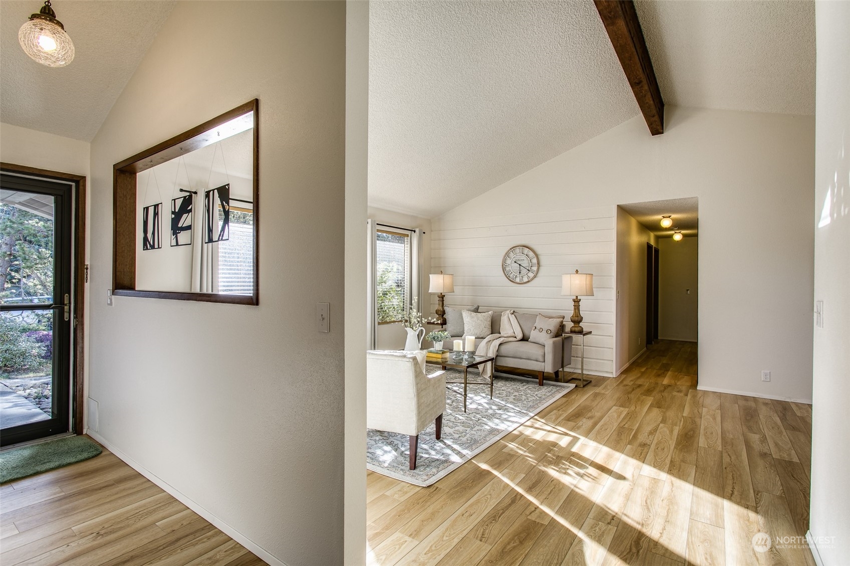 514 Cypress Road Bellingham, WA 98225 - Photo 2 of 31 a living room with furniture