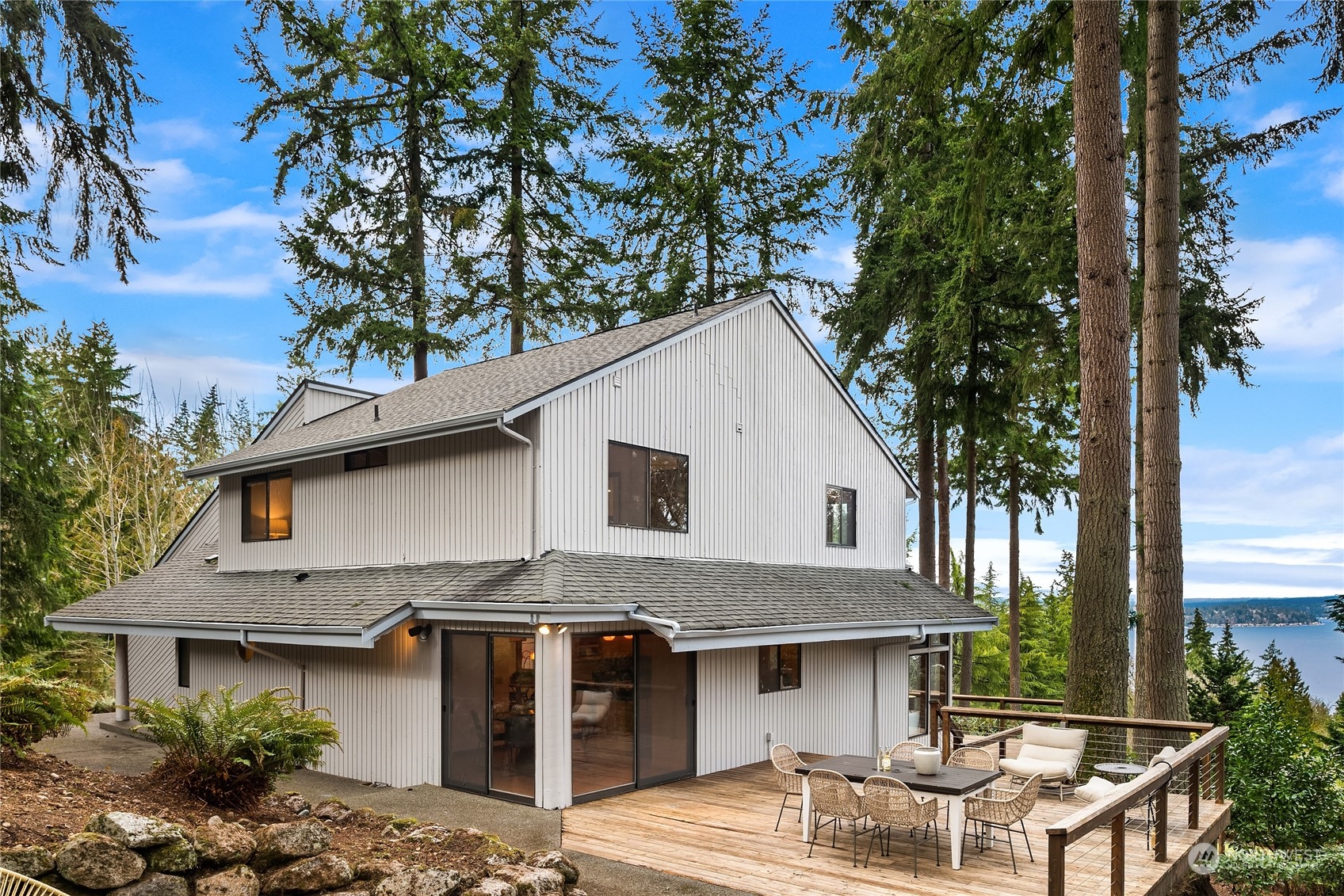 4324 170th Place Southeast, Bellevue, WA 98006 Compass