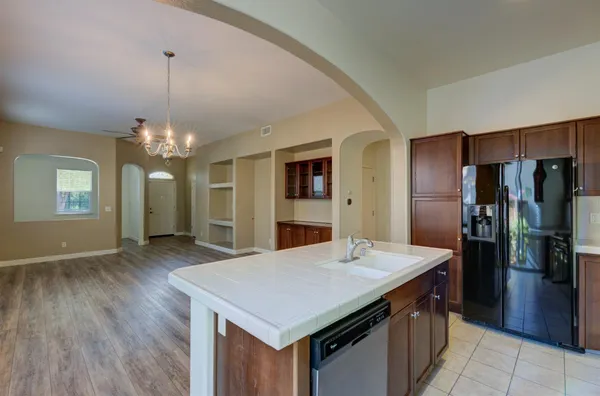$379,950 | 5691 North Crabapple Drive, Fresno, CA 93711