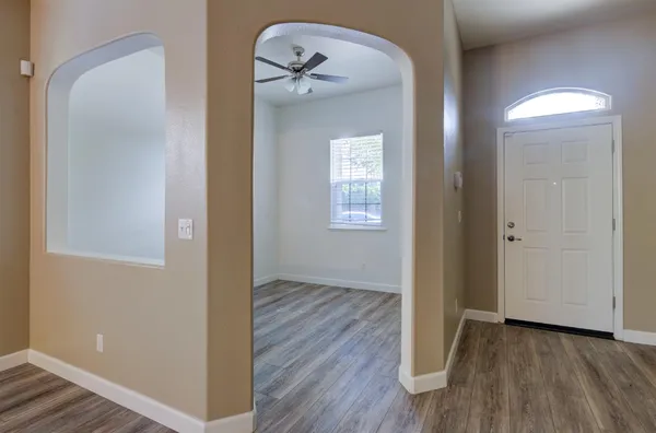 $379,950 | 5691 North Crabapple Drive, Fresno, CA 93711