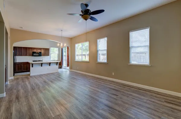 $379,950 | 5691 North Crabapple Drive, Fresno, CA 93711
