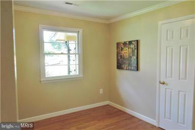 3715 Kanawha Avenue Point of Rocks, MD 21777 - Photo 15 of 30 Bedroom
