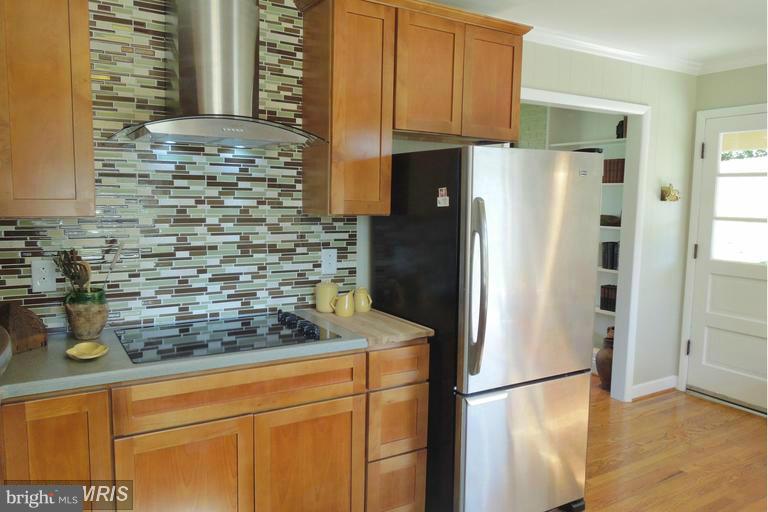 3715 Kanawha Avenue Point of Rocks, MD 21777 - Photo 3 of 30 Kitchen
