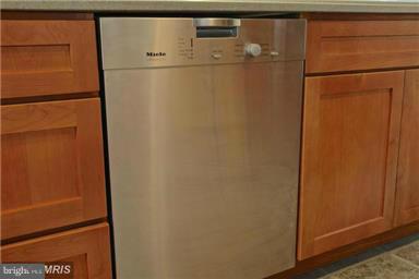 3715 Kanawha Avenue Point of Rocks, MD 21777 - Photo 6 of 30 Kitchen