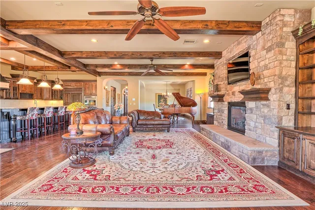 $8,999 | 15 Vía Lido, Henderson, NV 89011