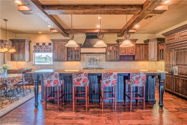 $8,999 | 15 Vía Lido, Henderson, NV 89011