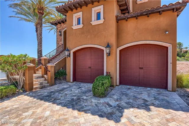 $8,999 | 15 Vía Lido, Henderson, NV 89011