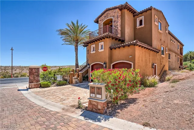 $8,999 | 15 Vía Lido, Henderson, NV 89011