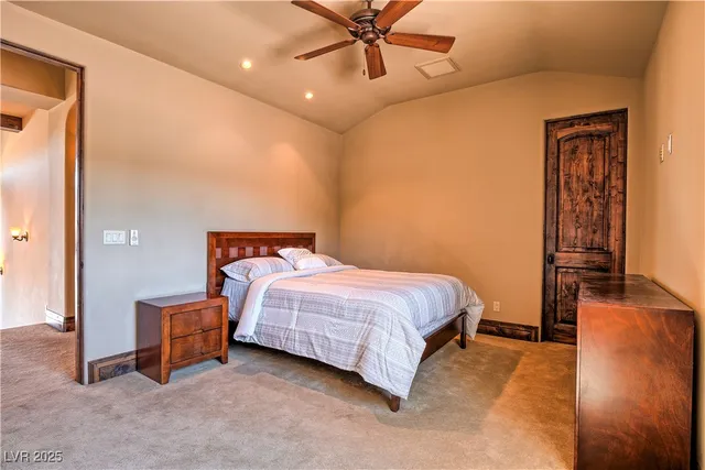 $8,999 | 15 Vía Lido, Henderson, NV 89011