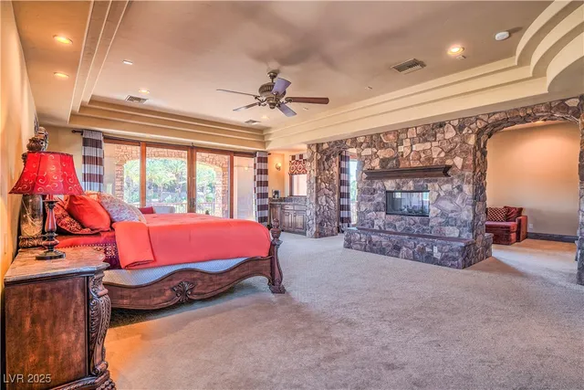 $8,999 | 15 Vía Lido, Henderson, NV 89011