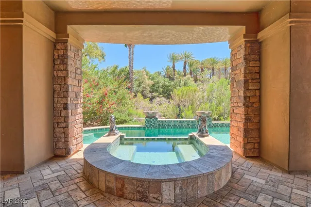 $8,999 | 15 Vía Lido, Henderson, NV 89011