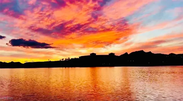 $8,999 | 15 Vía Lido, Henderson, NV 89011