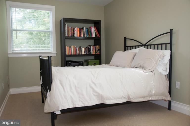 109 Woodside Road Riva, MD 21140 - Photo 15 of 30 Bedroom