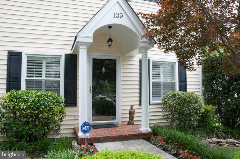 109 Woodside Road Riva, MD 21140 - Photo 17 of 30 Exterior (Front)