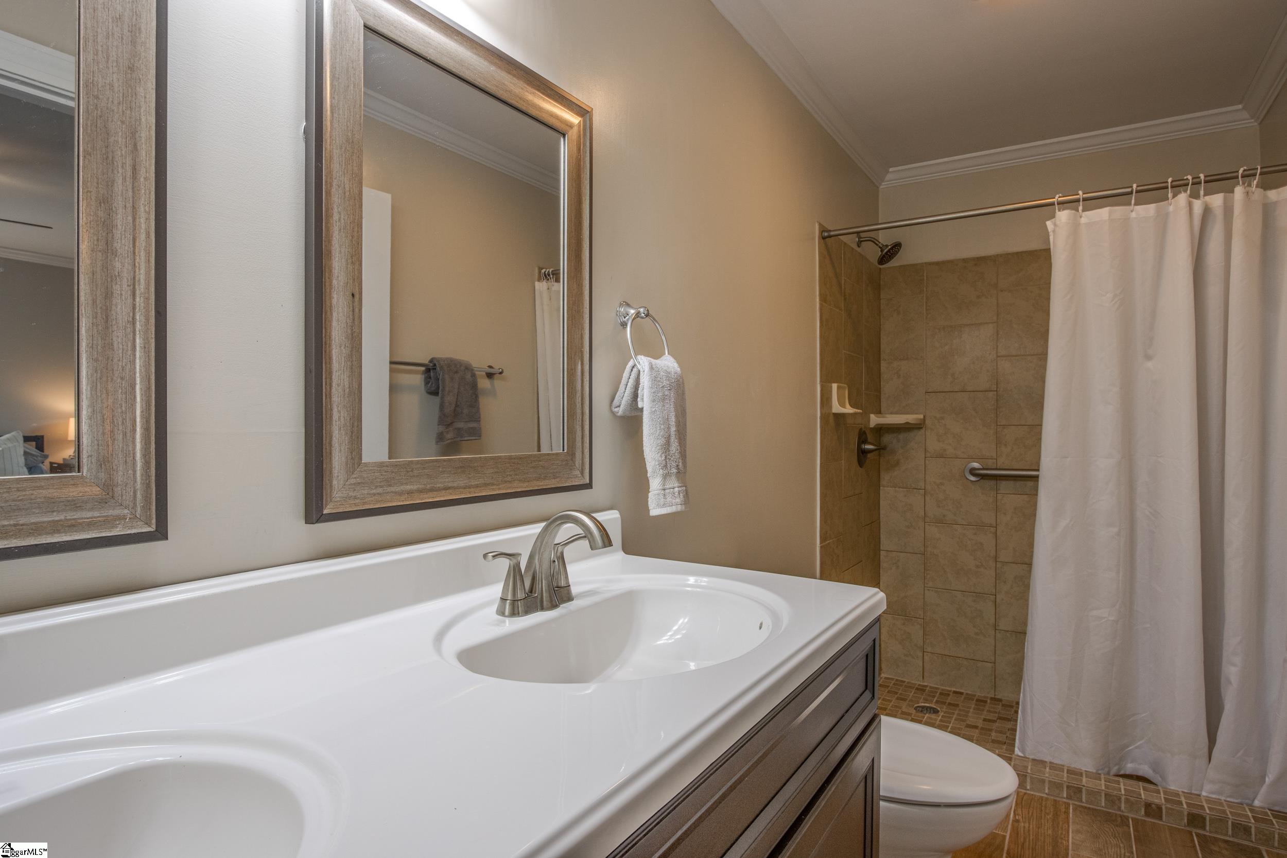 108 Rasor Drive Greenville, SC 29617 - Photo 18 of 35 Gallery Image 18