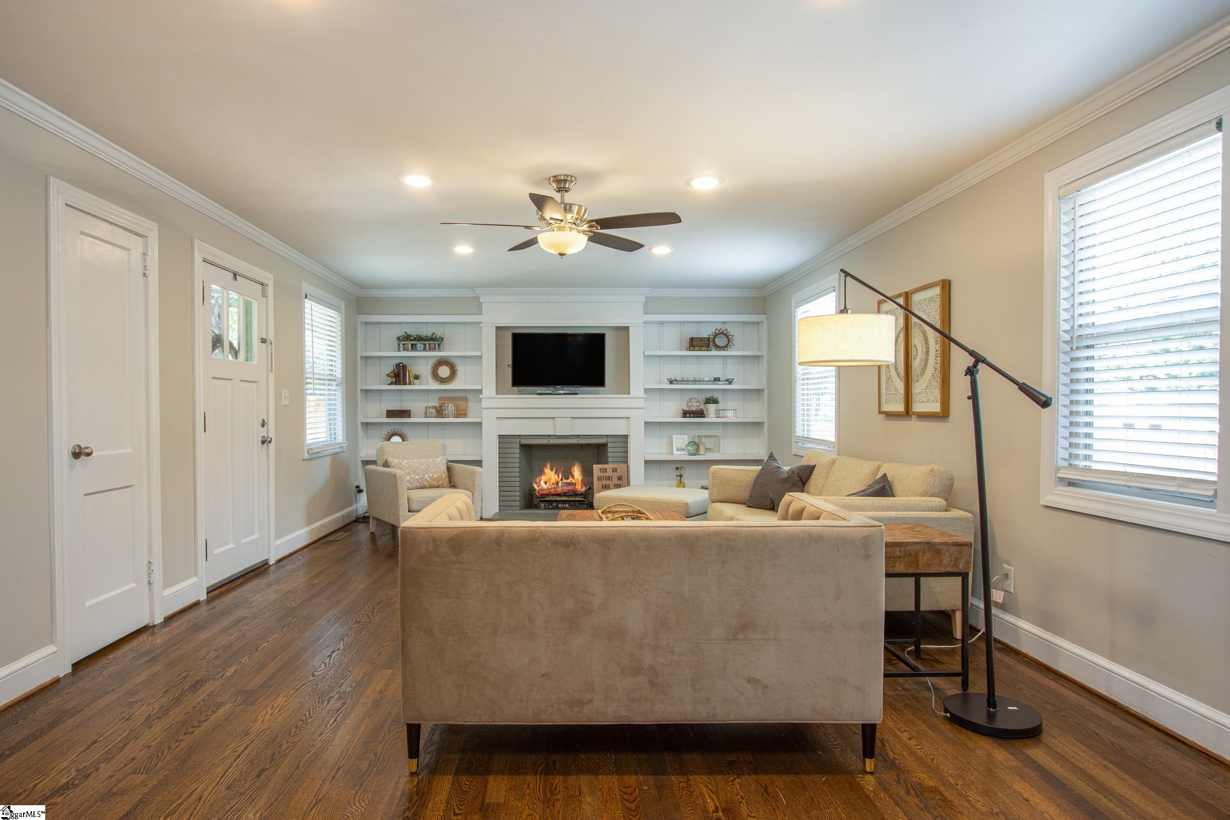 108 Rasor Drive Greenville, SC 29617 - Photo 6 of 35 Gallery Image 6