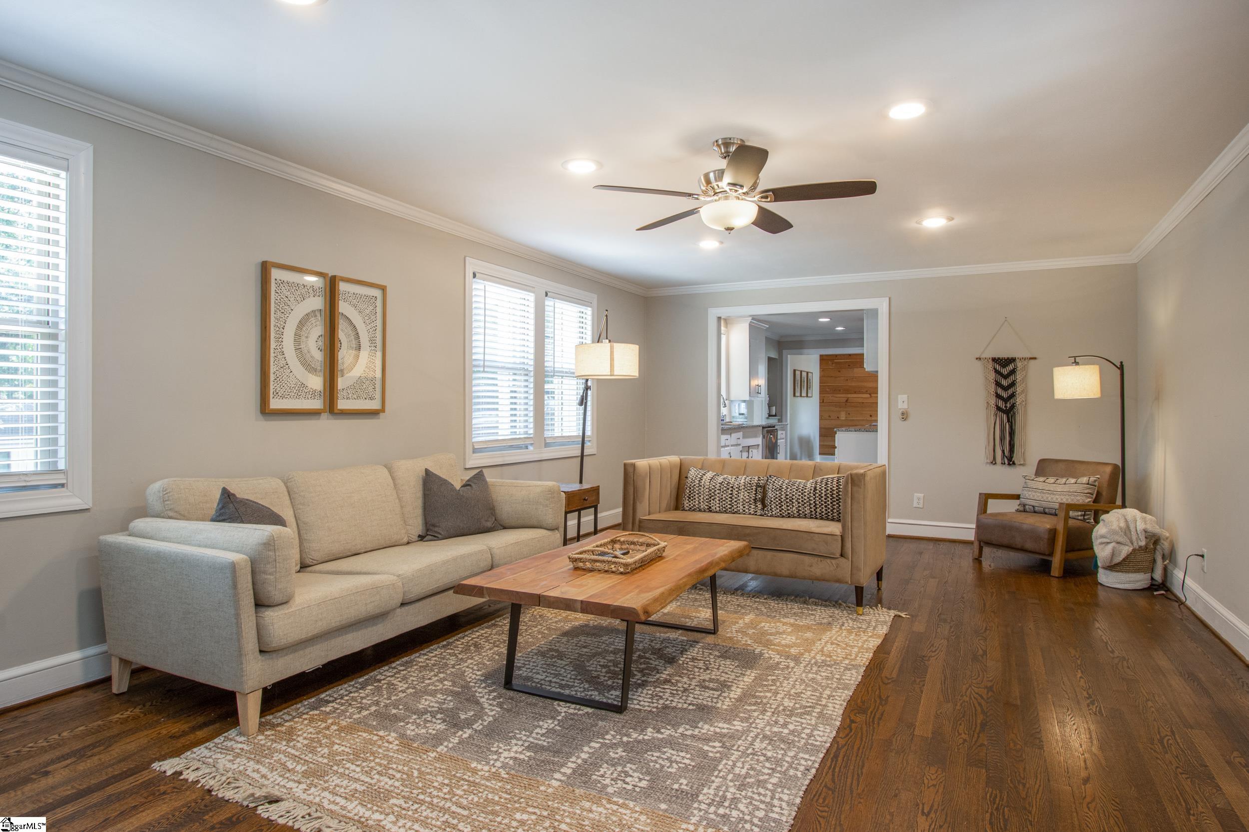 108 Rasor Drive Greenville, SC 29617 - Photo 7 of 35 Gallery Image 7