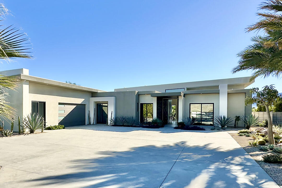 72145 Vía Vail Rancho Mirage, CA 92270 - Photo 3 of 68 01