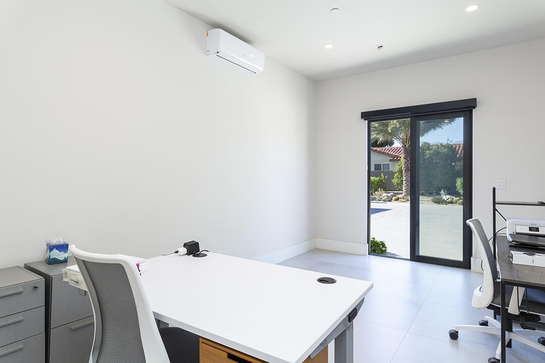 72145 Vía Vail Rancho Mirage, CA 92270 - Photo 64 of 68 a view of a dining room with furniture