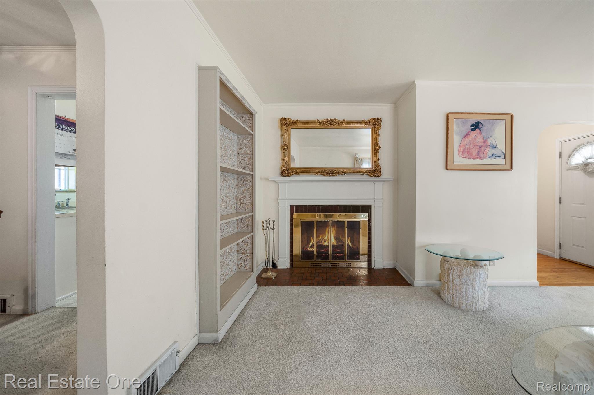 227 Ogemaw Road Pontiac, MI 48341 - Photo 6 of 35 spacious Living Room w/fireplace