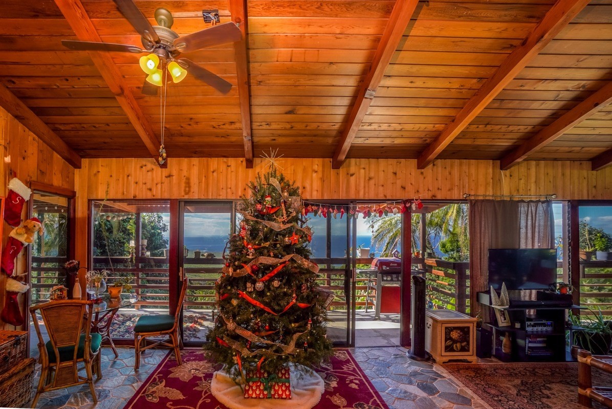 82-5941 Old Government Road Captain Cook, HI 96704 - Photo 6 of 21 Gallery Image 6