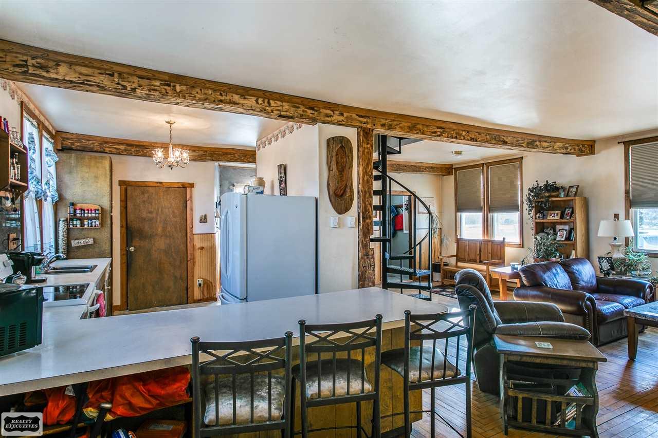 12990 Hough Road Memphis, MI 48041 - Photo 5 of 17 31341066-4.JPG