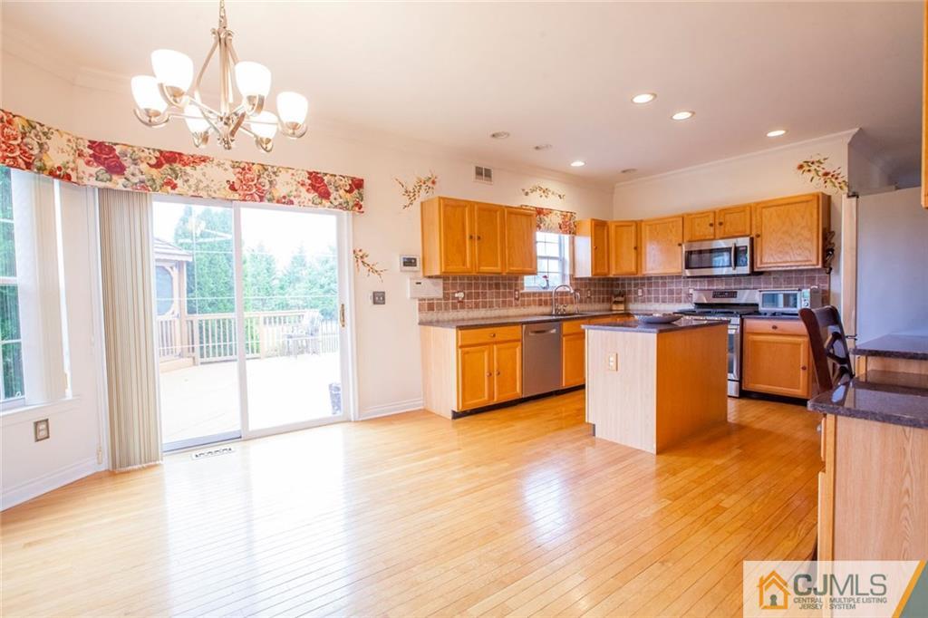 6 Hageman Road Somerset, NJ 08873 - Photo 3 of 23 Gallery Image 3
