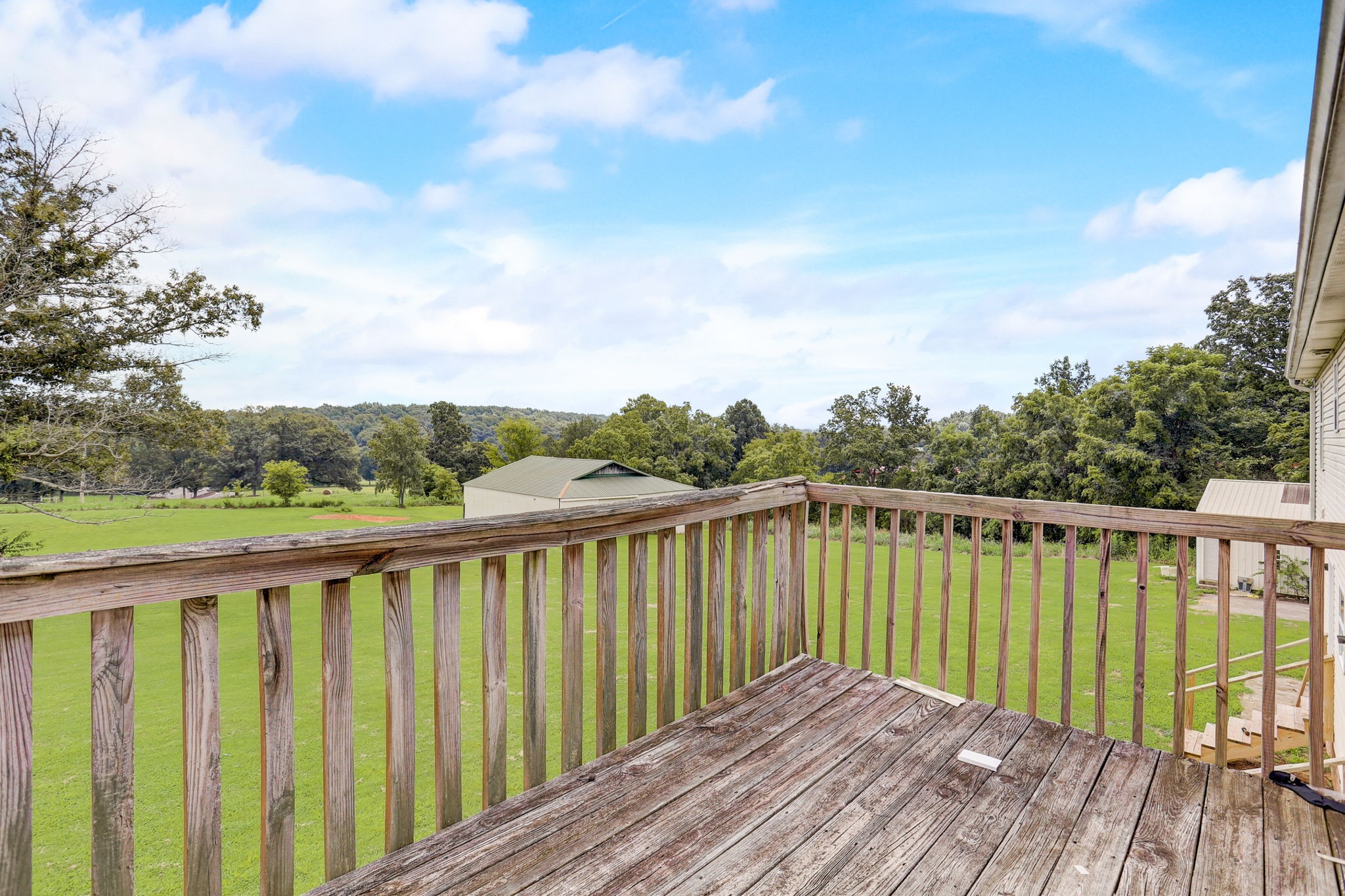 308 Ranch Road Portland, TN 37148 - Photo 28 of 43 a view of balcony with wooden floor & fence