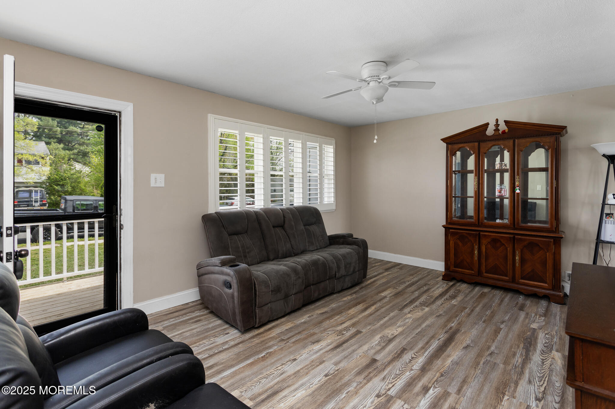 444 Pennington Drive Westampton, NJ 08060 - Photo 5 of 25 a living room with furniture and a window