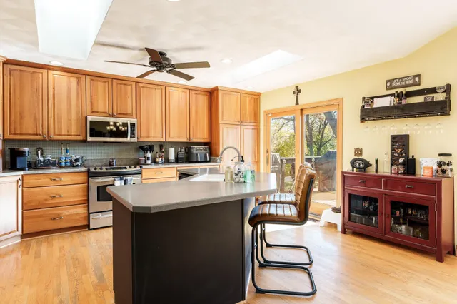 $245,000 | 5405 Regency Way, Rockford, IL 61114