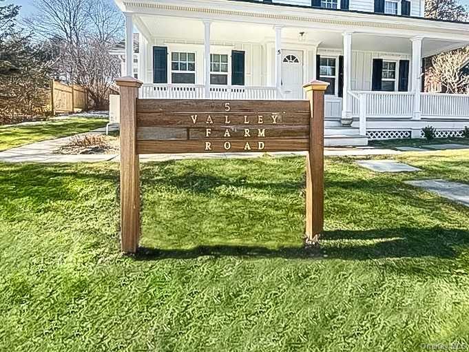 5 Valley Farm Road Millbrook, NY 12545 - Photo 3 of 28