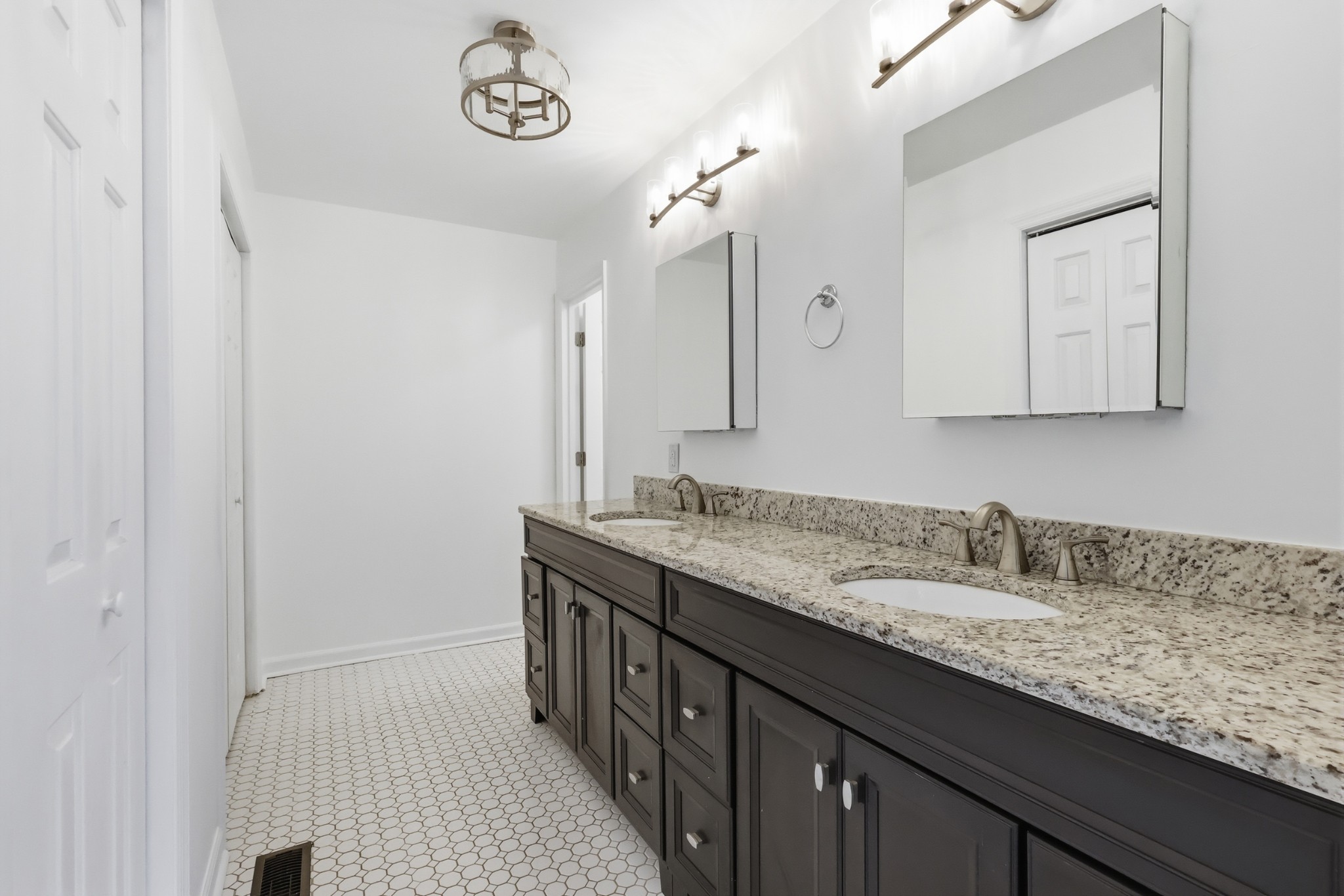 612 Butler Circle Nashville, TN 37217 - Photo 23 of 38