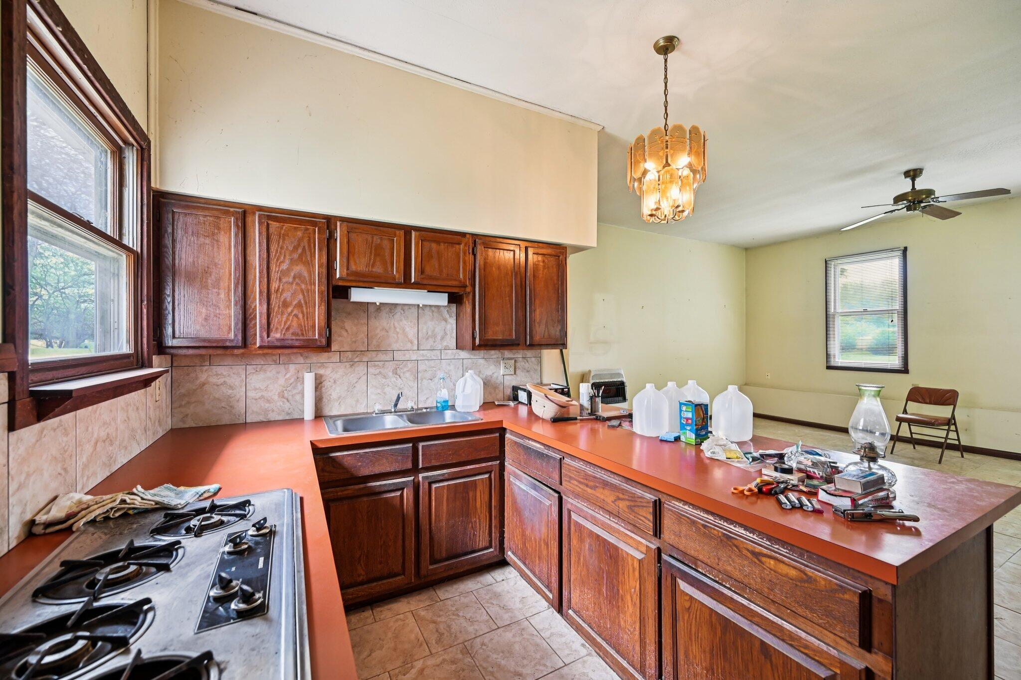 12459 Saylor Road Northwest Baltimore, OH 43105 - Photo 8 of 50 9-web-or-mls-Saylor Rd-S1704-009